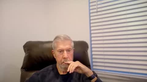 Snapshot of yougogirl_3 chatting on November 2025 01:59:02 PM Colorado Guy Straight online show from November 2025 01:59:02 PM