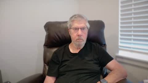 Snapshot of yougogirl_3 chatting on June 2026 12:49:01 PM Colorado Guy Straight online show from June 2026 12:49:01 PM