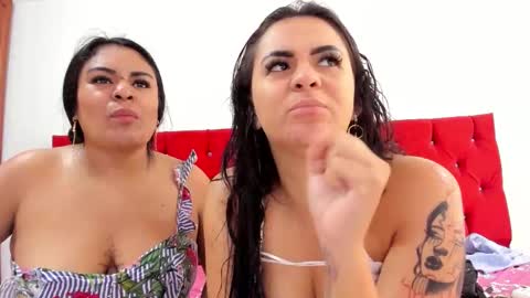  Annie  Elizabeth online show from November 2025 02:28:01 PM