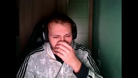 A... online show from December 2024 09:40:01 PM