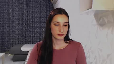 Snapshot of your_best_foxxx chatting on December 2024 09:42:02 PM Milla online show from December 2024 09:42:02 PM