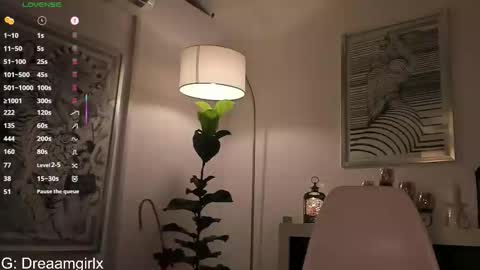 Isabella online show from December 2025 03:46:02 AM