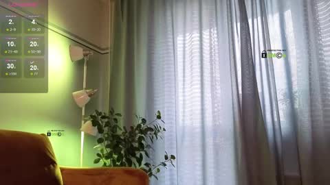 Snapshot of your_dream_alice chatting on March 2025 06:40:02 AM Alice online show from March 2025 06:40:02 AM