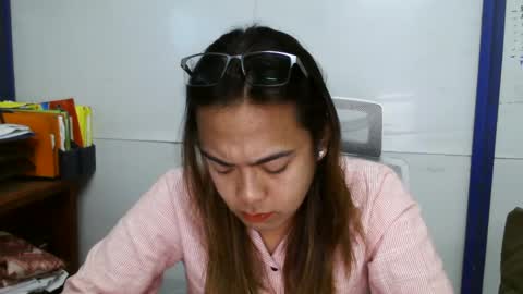 your_dreamgirlxxx69 online show from February 2025 12:43:01 AM