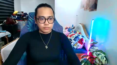Snapshot of your_dreamgirlxxx69 chatting on June 2026 08:37:02 AM your_dreamgirlxxx69 online show from June 2026 08:37:02 AM