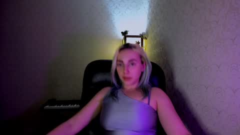 Snapshot of your_godesses chatting on December 2024 06:56:02 PM Cora online show from December 2024 06:56:02 PM