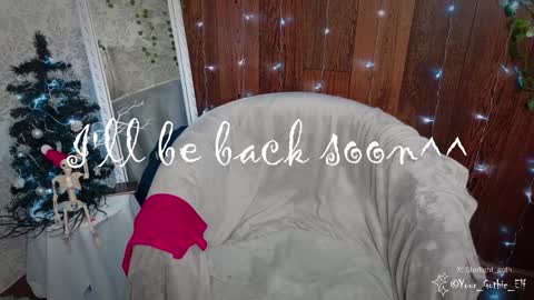 Snapshot of your_gothic_elf chatting on December 2024 04:36:02 AM Stella online show from December 2024 04:36:02 AM