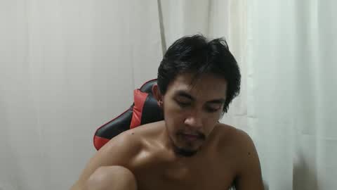 your_guy111 online show from May 2026 12:44:02 PM