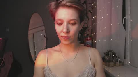 Alex and Kris long hair online show from December 2024 09:20:02 PM