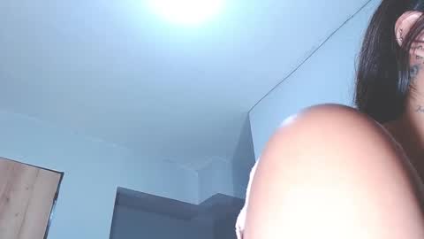 Snapshot of your_latin_girl chatting on March 2026 02:51:02 AM your_latin_girl online show from March 2026 02:51:02 AM