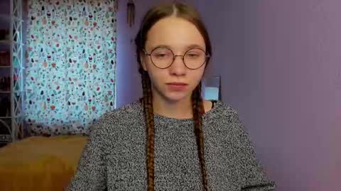 Snapshot of your_leslie chatting on February 2025 02:00:02 PM Leslie online show from February 2025 02:00:02 PM