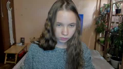 Snapshot of your_leslie chatting on May 2026 08:58:01 PM Leslie online show from May 2026 08:58:01 PM