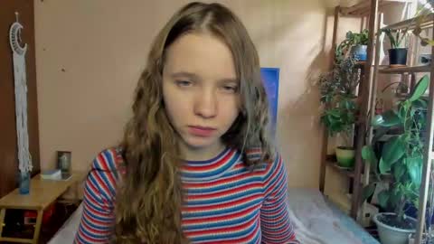 Snapshot of your_leslie chatting on May 2026 11:43:01 PM Leslie online show from May 2026 11:43:01 PM