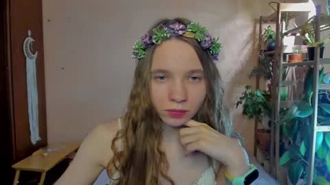 Snapshot of your_leslie chatting on June 2026 05:46:02 AM Leslie online show from June 2026 05:46:02 AM
