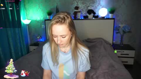 Snapshot of your_marimary chatting on December 2025 09:00:01 PM Mary online show from December 2025 09:00:01 PM