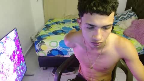 Snapshot of your_master7 chatting on January 2026 07:00:01 AM your_master7 online show from January 2026 07:00:01 AM