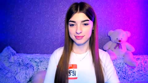 Snapshot of your_moon18 chatting on December 2024 01:38:02 PM Zarina online show from December 2024 01:38:02 PM