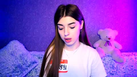 Snapshot of your_moon18 chatting on December 2024 09:42:02 PM Zarina online show from December 2024 09:42:02 PM