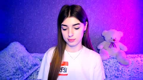 Snapshot of your_moon18 chatting on December 2024 12:48:02 AM Zarina online show from December 2024 12:48:02 AM