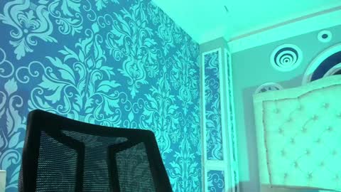 Salome online show from December 2024 07:44:01 PM