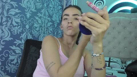 Salome online show from January 2025 07:54:01 PM