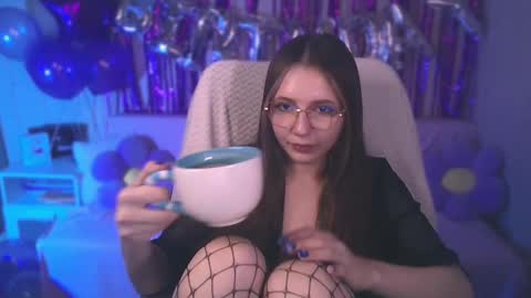 Kristina online show from January 2025 02:11:01 PM