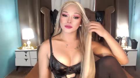 Casie online show from January 2026 01:00:02 AM