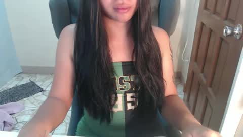 Snapshot of your_shy_deia chatting on October 2025 06:38:01 AM call me deia online show from October 2025 06:38:01 AM