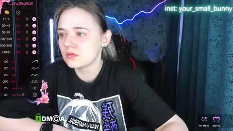 Molly online show from November 2025 02:12:01 AM