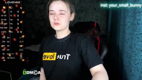 Molly online show from December 2025 02:06:02 AM