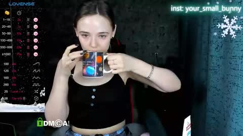 Snapshot of your_small_bunny chatting on December 2025 02:16:01 AM Molly online show from December 2025 02:16:01 AM