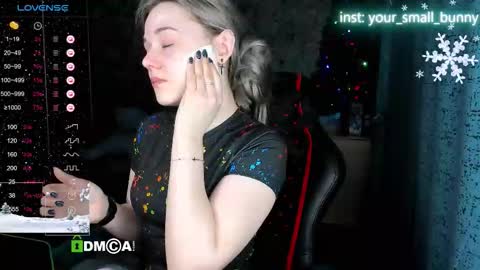 Snapshot of your_small_bunny chatting on January 2026 02:04:02 AM Molly online show from January 2026 02:04:02 AM