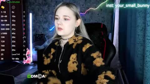 Snapshot of your_small_bunny chatting on March 2026 02:03:01 AM Molly online show from March 2026 02:03:01 AM