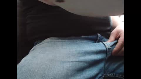 Snapshot of your_tipie chatting on January 2026 11:04:01 AM your_tipie online show from January 2026 11:04:01 AM