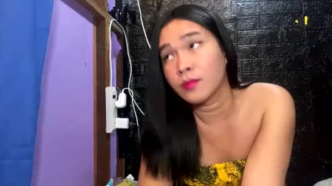 Snapshot of your_twinkletoes18 chatting on November 2025 07:46:02 PM your_twinkletoes18 online show from November 2025 07:46:02 PM