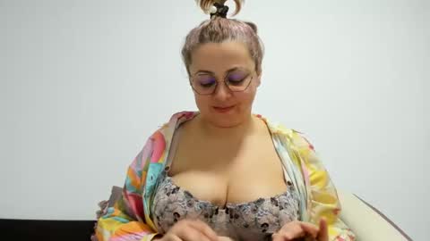 Snapshot of your_victoria chatting on January 2025 11:56:01 PM Your Victoria online show from January 2025 11:56:01 PM