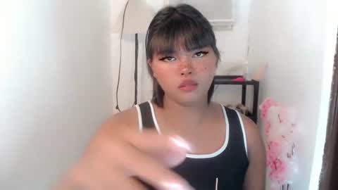 Snapshot of yourasian_kendal chatting on July 2026 05:04:02 AM Kendal online show from July 2026 05:04:02 AM