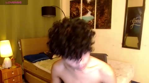 Snapshot of yourasiancarl chatting on November 2025 04:51:01 PM yourasiancarl online show from November 2025 04:51:01 PM