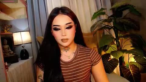 Snapshot of yourasiancockisontop chatting on November 2025 09:20:01 AM kim online show from November 2025 09:20:01 AM