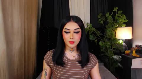 Snapshot of yourasiancockisontop chatting on December 2025 06:15:01 PM kim online show from December 2025 06:15:01 PM