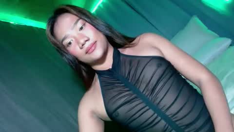 Divine online show from December 2024 01:44:01 PM