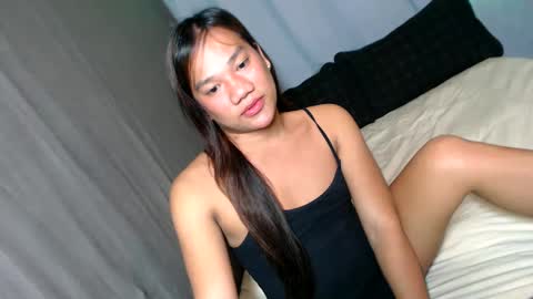 Divine online show from February 2025 09:45:02 PM