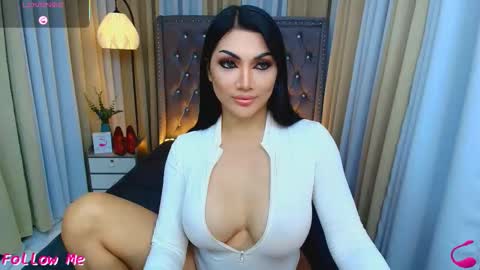 Snapshot of yourasiangoddess69 chatting on February 2026 11:43:02 AM Goddess online show from February 2026 11:43:02 AM