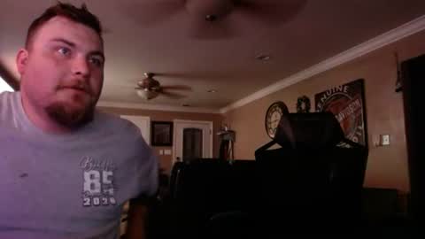 youraveragemomanddad online show from July 2026 04:58:02 AM