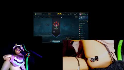Snapshot of yourbadgoddess chatting on June 2026 02:13:02 AM Val Honey online show from June 2026 02:13:02 AM