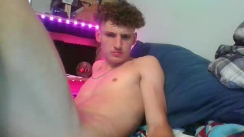 yourbitch1762 online show from September 2025 04:12:01 AM