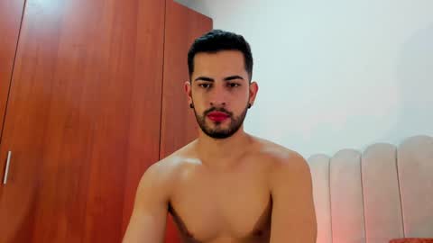 YOURBOYNEXTDOOR online show from December 2024 10:52:02 PM