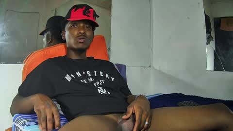 Yourdaddy2005 online show from March 2026 11:54:02 AM