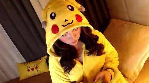 JEN  online show from March 2026 12:42:02 PM