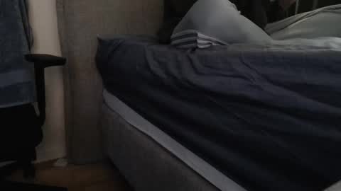 hornyedging online show from April 2026 09:18:01 AM